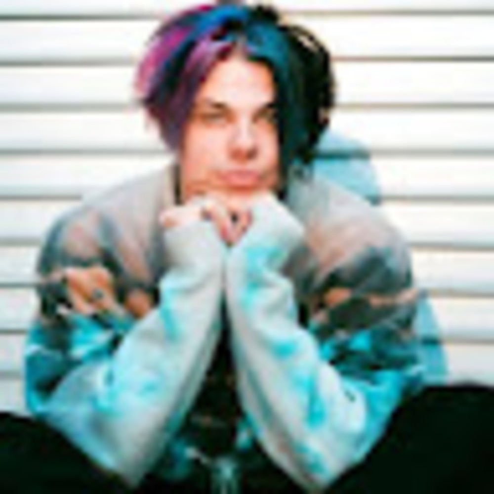 Meet your Posher, Tiny